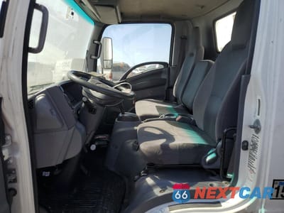 Zdjęcie 7 z 12 samochodu: 2014 ISUZU NPR HD VIN:JALC4W162E7005124 - miniatura