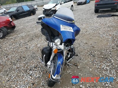 Drugie zdjęcie samochodu z przodu: 2010 HARLEY-DAVIDSON FLHTK VIN:1HD1KEM14AB621163 - miniatura