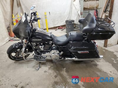 Trzecie zdjęcie samochodu z tyłu: 2023 HARLEY-DAVIDSON FLHX VIN:1HD1KBC1XPB648179 - miniatura