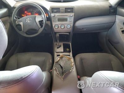 Zdjęcie 8 z 12 samochodu: 2008 TOYOTA CAMRY LE VIN:JTNBK46K483036900 - miniatura
