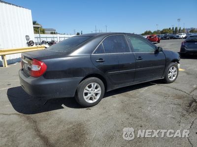 Trzecie zdjęcie samochodu z tyłu: 2004 TOYOTA CAMRY LE VIN:4T1BF30K54U077936 - miniatura