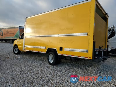 Drugie zdjęcie samochodu z przodu: 2021 FORD ECONOLINE E350 SUPER DUTY CUTAWAY VAN VIN:1FDWE3FN8MDC03163 - miniatura