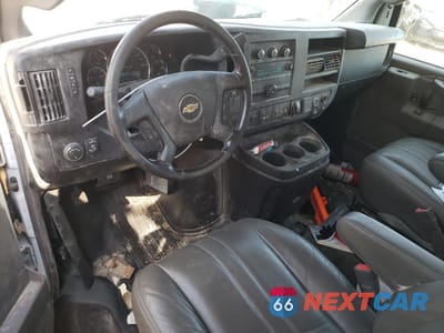 Zdjęcie 8 z 13 samochodu: 2022 CHEVROLET EXPRESS G3500 VIN:1GB3GSC78N1264117 - miniatura