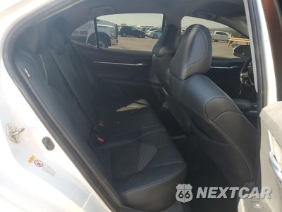 Zdjęcie 10 z 12 samochodu: 2018 TOYOTA CAMRY L VIN:4T1B11HK7JU068903 - miniatura