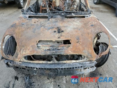Zdjęcie 11 z 11 samochodu: 2005 MINI COOPER S VIN:WMWRE33465TD93338 - miniatura