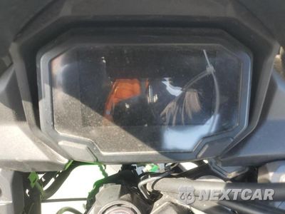 Zdjęcie 7 z 9 samochodu: 2022 KAWASAKI VERSYS 650 VIN:ML5LEEH16NDA01546 - miniatura