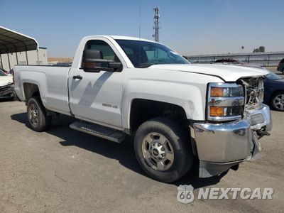 Czwarte zdjęcie samochodu z boku: 2019 CHEVROLET SILVERADO K2500 HEAVY DUTY VIN:1GC0KREG9KF272180 - miniatura