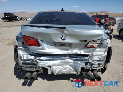 Zdjęcie 6 z 13 samochodu: 2013 BMW M5 VIN:WBSFV9C58DD096751 - miniatura