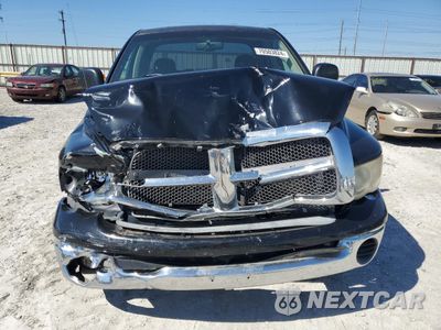 Piąte zdjęcie samochodu w środku: 2002 DODGE RAM 1500 VIN:3D7HA18N22G153957 - miniatura