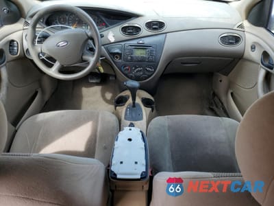 Zdjęcie 8 z 12 samochodu: 2003 FORD FOCUS SE COMFORT VIN:1FAFP34Z23W295528 - miniatura