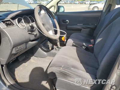 Zdjęcie 7 z 13 samochodu: 2009 NISSAN VERSA S VIN:3N1BC11E19L395762 - miniatura
