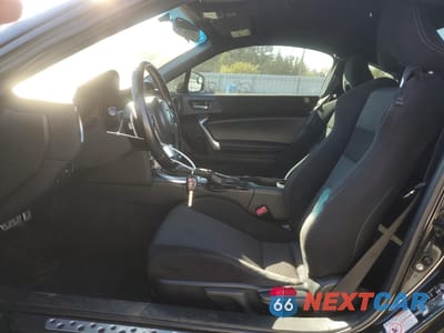 Zdjęcie 7 z 12 samochodu: 2017 TOYOTA 86 BASE VIN:JF1ZNAA1XH8706921 - miniatura