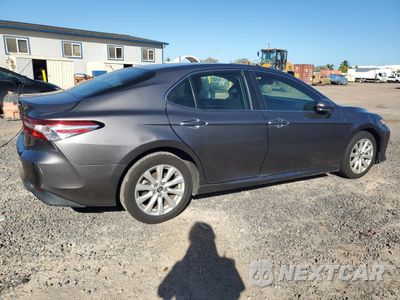 Trzecie zdjęcie samochodu z tyłu: 2018 TOYOTA CAMRY L VIN:4T1B11HK9JU646029 - miniatura