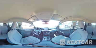 Zdjęcie 14 z 15 samochodu: 2020 FORD ESCAPE SE VIN:1FMCU9G68LUC53561 - miniatura