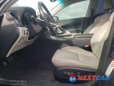 Zdjęcie 7 z 12 samochodu: 2012 LEXUS IS 250 VIN:JTHBF5C23C5172515 - miniatura