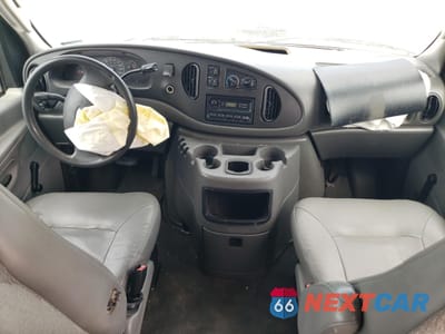 Zdjęcie 8 z 13 samochodu: 2003 FORD ECONOLINE E350 SUPER DUTY WAGON VIN:1FBNE31L73HB04643 - miniatura