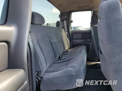 Zdjęcie 11 z 14 samochodu: 2002 CHEVROLET SILVERADO C1500 VIN:2GCEC19T121155468 - miniatura