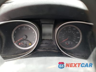 Zdjęcie 9 z 13 samochodu: 2015 HYUNDAI SANTA FE GLS VIN:KM8SM4HFXFU122830 - miniatura