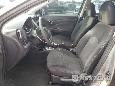 Zdjęcie 7 z 14 samochodu: 2014 NISSAN VERSA S VIN:3N1CN7AP4EL809419 - miniatura