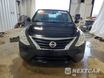 Piąte zdjęcie samochodu w środku: 2016 NISSAN VERSA S VIN:3N1CN7AP3GL886124 - miniatura