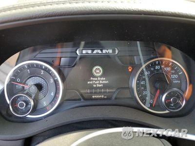 Zdjęcie 9 z 14 samochodu: 2022 RAM 3500 LARAMIE VIN:3C63R3ML5NG279402 - miniatura