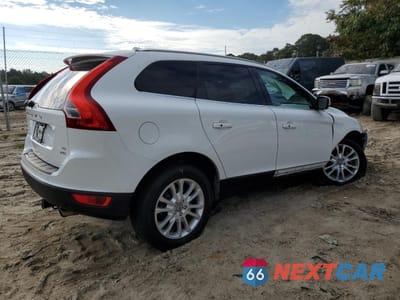 Trzecie zdjęcie samochodu z tyłu: 2010 VOLVO XC60 T6 VIN:YV4992DZXA2127374 - miniatura