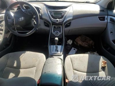 Zdjęcie 8 z 12 samochodu: 2013 HYUNDAI ELANTRA GLS VIN:KMHDH4AE3DU567602 - miniatura