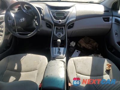 Zdjęcie 8 z 12 samochodu: 2013 HYUNDAI ELANTRA GLS VIN:KMHDH4AE3DU567602 - miniatura