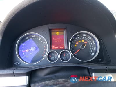 Zdjęcie 9 z 12 samochodu: 2008 VOLKSWAGEN GTI VIN:WVWEV71KX8W032902 - miniatura