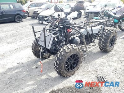 Drugie zdjęcie samochodu z przodu: 2024 CAN OUTLANDER MAX 700 EFI XT 4X4 VIN:3JB3PA541RJ004325 - miniatura