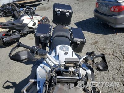 Piąte zdjęcie samochodu w środku: 2018 BMW R1200 GS ADVENTURE VIN:WB10A1204JZ967902 - miniatura