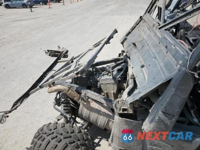 Zdjęcie 6 z 10 samochodu: 2016 POLARIS RANGER CREW XP 570-6 VIN:3NSRVA573GG534215 - miniatura