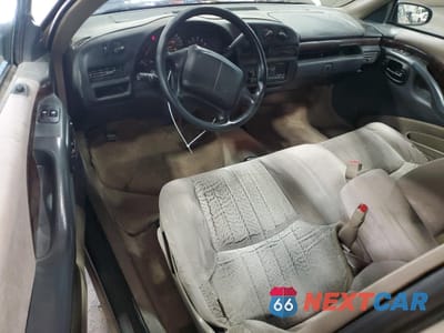Zdjęcie 8 z 13 samochodu: 1998 CHEVROLET MONTE CARLO LS VIN:2G1WW12M0W9219109 - miniatura