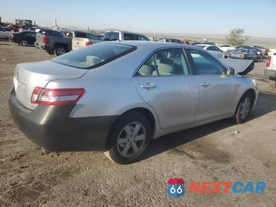 Trzecie zdjęcie samochodu z tyłu: 2010 TOYOTA CAMRY SE VIN:4T1BK3EK9AU107441 - miniatura