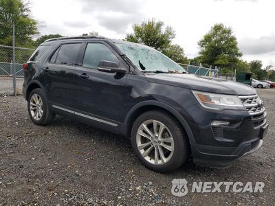 Czwarte zdjęcie samochodu z boku: 2018 FORD EXPLORER XLT VIN:1FM5K8D80JGB52606 - miniatura