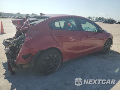 Trzecie zdjęcie samochodu z tyłu: 2015 KIA FORTE LX VIN:KNAFX4A65F5430342 - miniatura