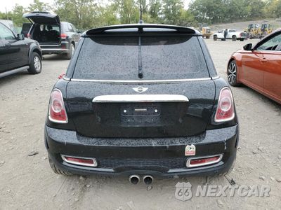 Zdjęcie 6 z 12 samochodu: 2012 MINI COOPER S VIN:WMWSV3C58CT386573 - miniatura