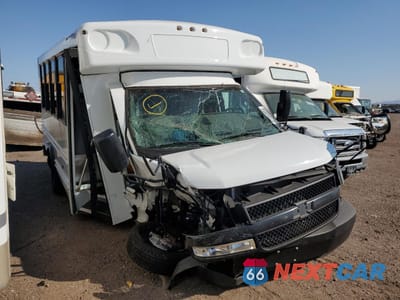 Czwarte zdjęcie samochodu z boku: 2023 CHEVROLET EXPRESS G3500 VIN:1HA3GRB75PN012399 - miniatura