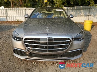 Piąte zdjęcie samochodu w środku: 2023 MERCEDES-BENZ S 580 4MATIC VIN:W1K6G7GB6PA178950 - miniatura