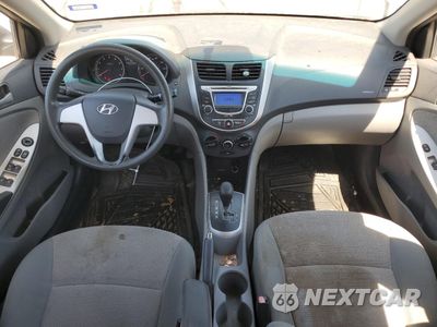 Zdjęcie 8 z 12 samochodu: 2013 HYUNDAI ACCENT GLS VIN:KMHCT4AE7DU375447 - miniatura