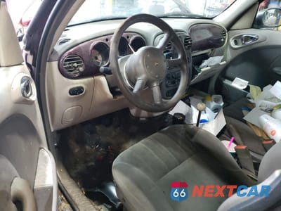 Zdjęcie 8 z 13 samochodu: 2001 CHRYSLER PT CRUISER VIN:3C8FY4BB21T504125 - miniatura