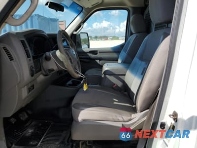 Zdjęcie 7 z 14 samochodu: 2015 NISSAN NV 1500 VIN:1N6BF0KY5FN802854 - miniatura