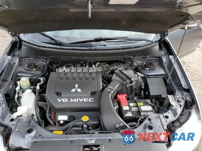 Zdjęcie 12 z 13 samochodu: 2012 MITSUBISHI OUTLANDER GT VIN:JA4JT5AX1CU005283 - miniatura