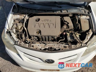 Zdjęcie 11 z 12 samochodu: 2012 TOYOTA COROLLA BASE VIN:2T1BU4EE5CC905210 - miniatura