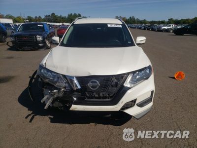Piąte zdjęcie samochodu w środku: 2017 NISSAN ROGUE S VIN:KNMAT2MT0HP584186 - miniatura