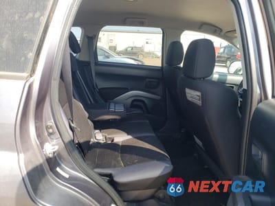 Zdjęcie 11 z 14 samochodu: 2008 MITSUBISHI OUTLANDER ES VIN:JA4LT21W28Z004958 - miniatura