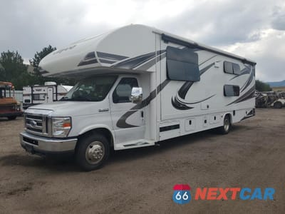 Drugie zdjęcie samochodu z przodu: 2019 FORD ECONOLINE E450 SUPER DUTY CUTAWAY VAN VIN:1FDXE4FS3KDC45463 - miniatura