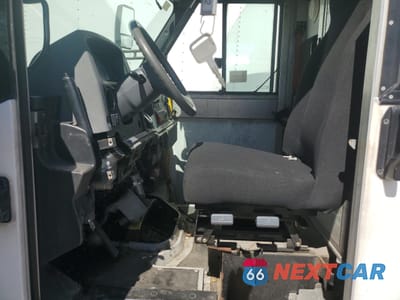 Zdjęcie 7 z 11 samochodu: 2013 ISUZU NPR VIN:JALB4T173D7W00114 - miniatura