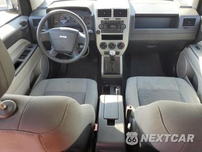 Zdjęcie 8 z 13 samochodu: 2007 JEEP COMPASS VIN:1J8FT47W67D359075 - miniatura