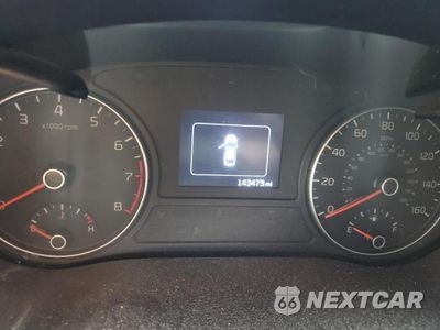 Zdjęcie 9 z 12 samochodu: 2017 KIA OPTIMA LX VIN:5XXGT4L32HG125529 - miniatura